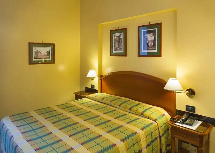 Milani Hotel 3*