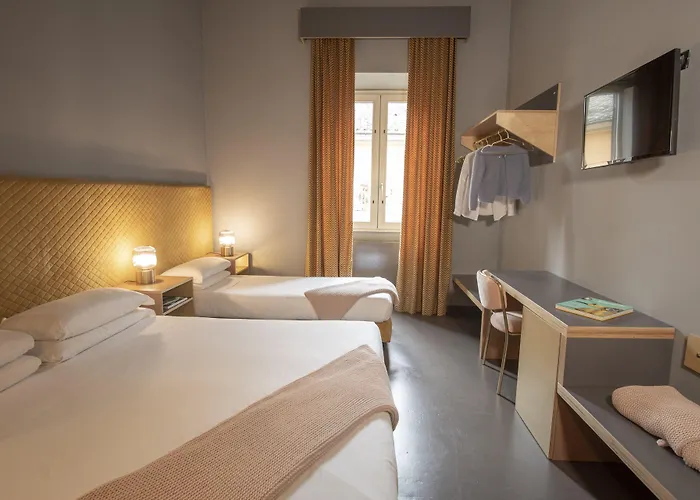 Milani Hotel 3*
